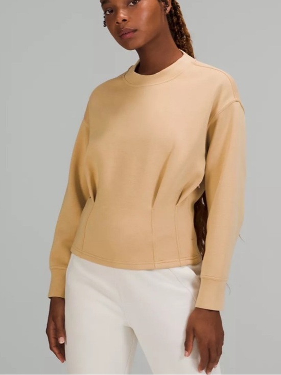 lululemon athletica Tops - Lululemon gathered waist crew pullover top